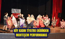 Konaklılı Ev Kadınlarının Tiyatrosu Torbalı’dan Tam Not Aldı