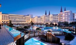 Denize Sıfır Belek Otelleri: Fiyat & Konsept Rehberi