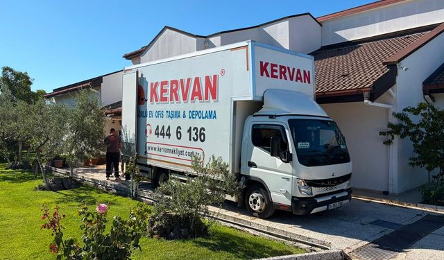 Taşınırken Güvenli ve Pratik Çözümler: Nakliyat Hizmetleri Öne Çıkıyor